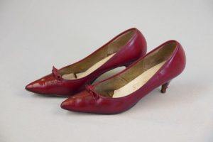 Damenschuhe/„Stilettos“. 1950er Jahre. Leder.