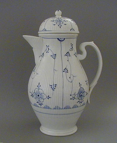 Kaffeekanne, Dekor 'Strohblume', Wallendorf, um 1800