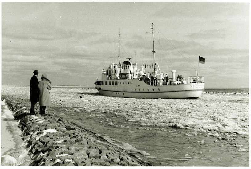 Fährschiff nach Wangerooge, um 1965