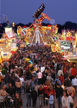 Peter Kreier, Kramermarkt 1995, Schlossmuseum Jever/NWZ-Archiv