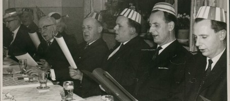 Gesang beim Püttbier um 1960