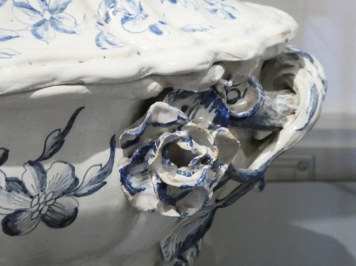 Schlossthemen: Keramik - Porzellan, Fayence, Steingut