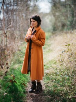 Ramona Krohn (3)<br />
© Ramona Krohn by Holger Nitschke<br />
JPG, 0.8 MB >><a href="https://www.schlossmuseum.de/wp-content/uploads/2025/07/Ramona-Krohn-als-Maria-von-Jever-Foto-Privat(3).jpg" target="_blank">Download</a><<